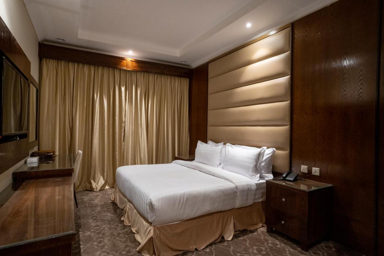 Safwa Taiba Suite اجنحة صفوة طيبه Medina Kültér fotó