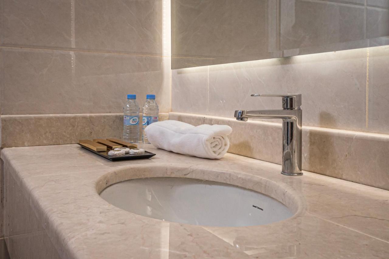 Safwa Taiba Suite اجنحة صفوة طيبه Medina Kültér fotó